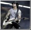   Synyster Gates